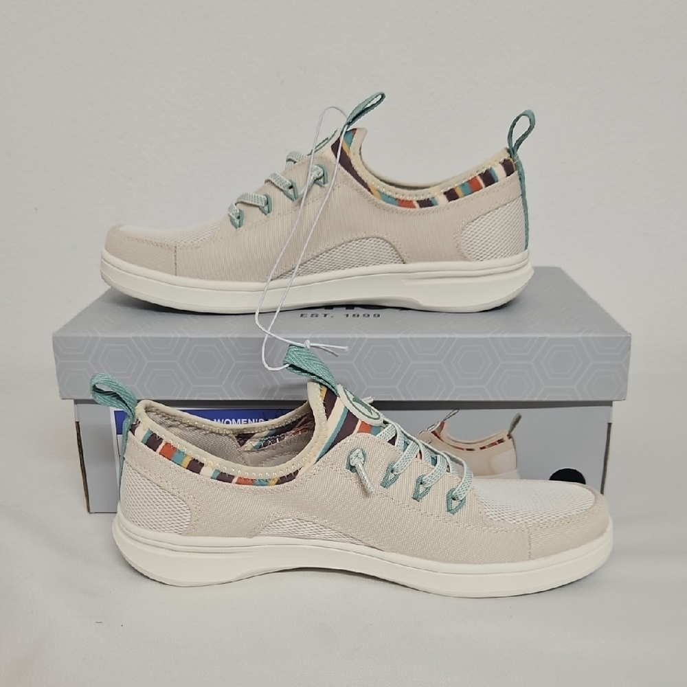 Hurley Cream and Green Women's Sneakers